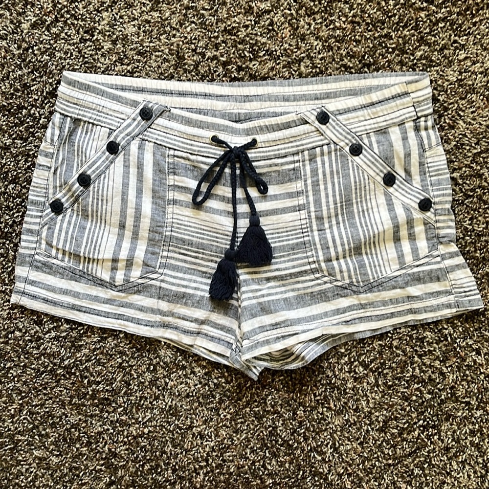 Rewind Striped High Waist Shorts in White and Gray